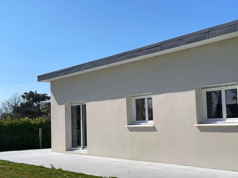 La Grenouillere Villa Cleder Exterior photo